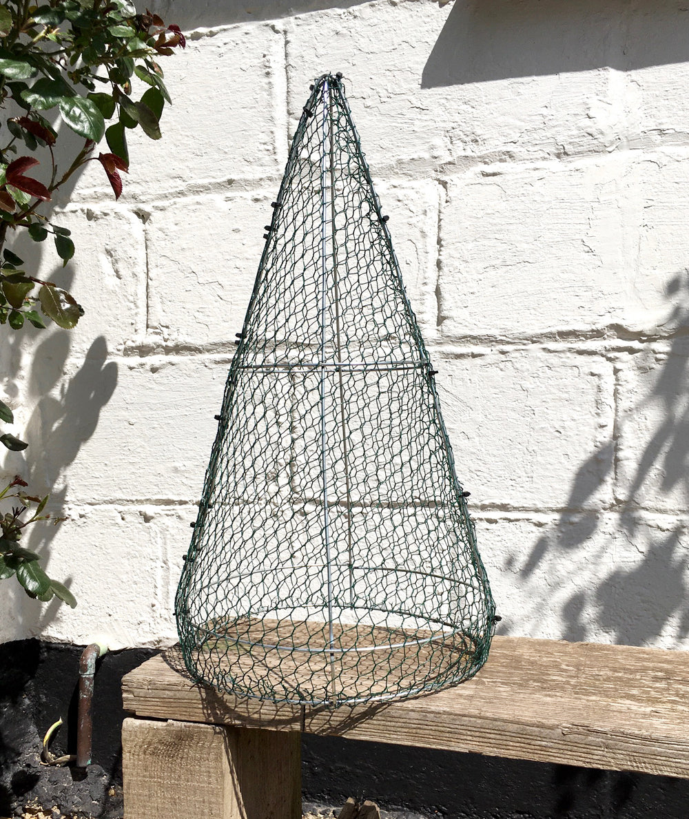 How To Make A Cone Topiary Frame at Joseph Shupe blog